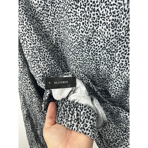 Allfenix White Leopard Print Cropped Full Zip Jacket Anthropologie Medium - Picture 11 of 12